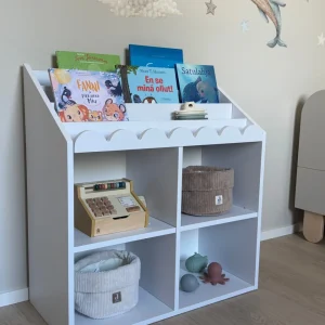 Book Nook, Montessori Kirjahylly, Snow White