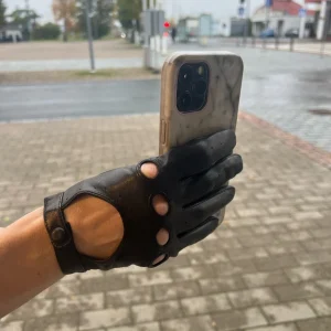 HK naisten nahkaiset ajohanskat mustat